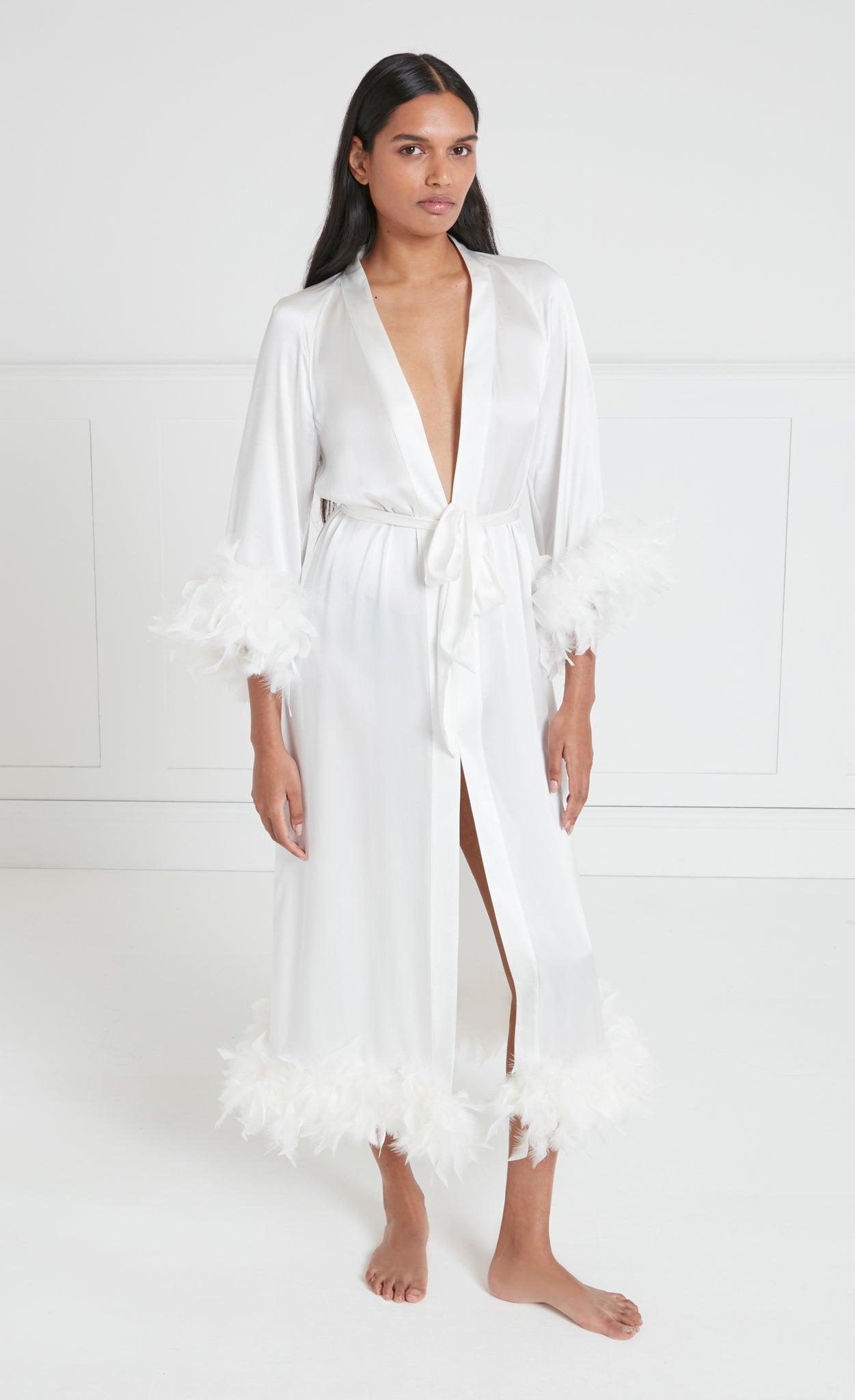 Hebe Ostrich Feather Robe - Off White