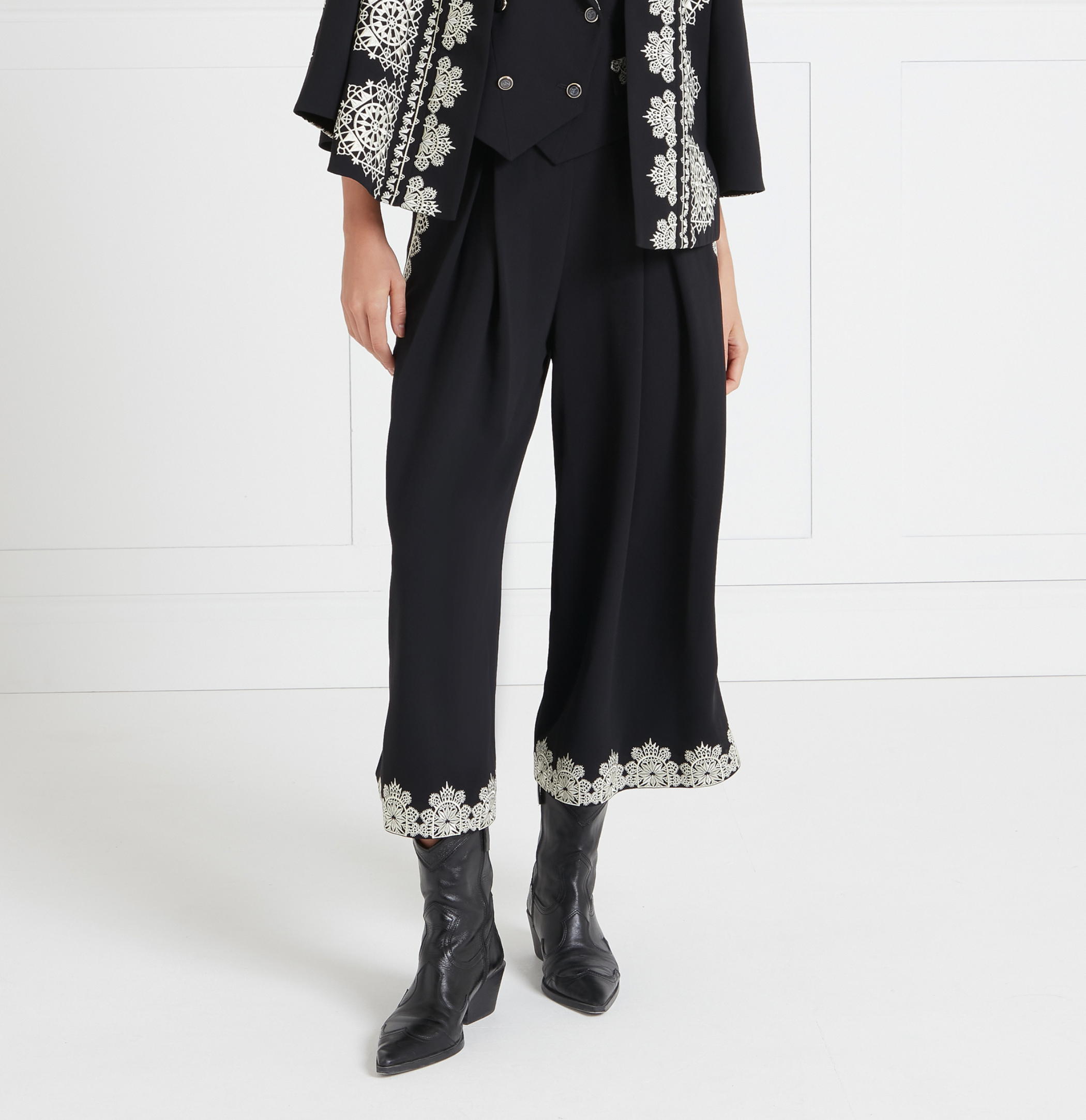 Temperley London (UK)